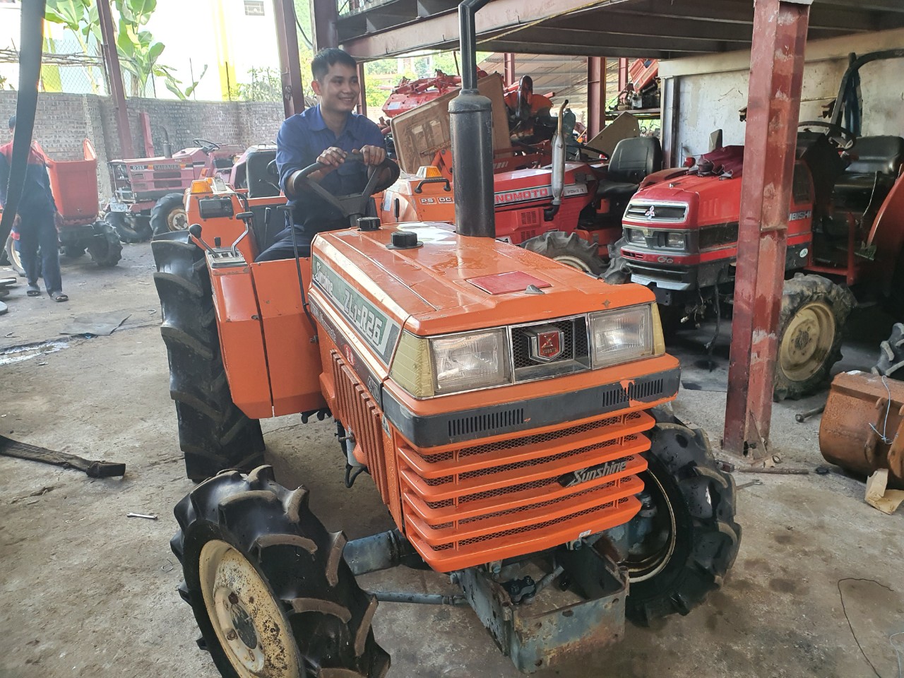 MÁY CÀY KUBOTA ZL1-R26