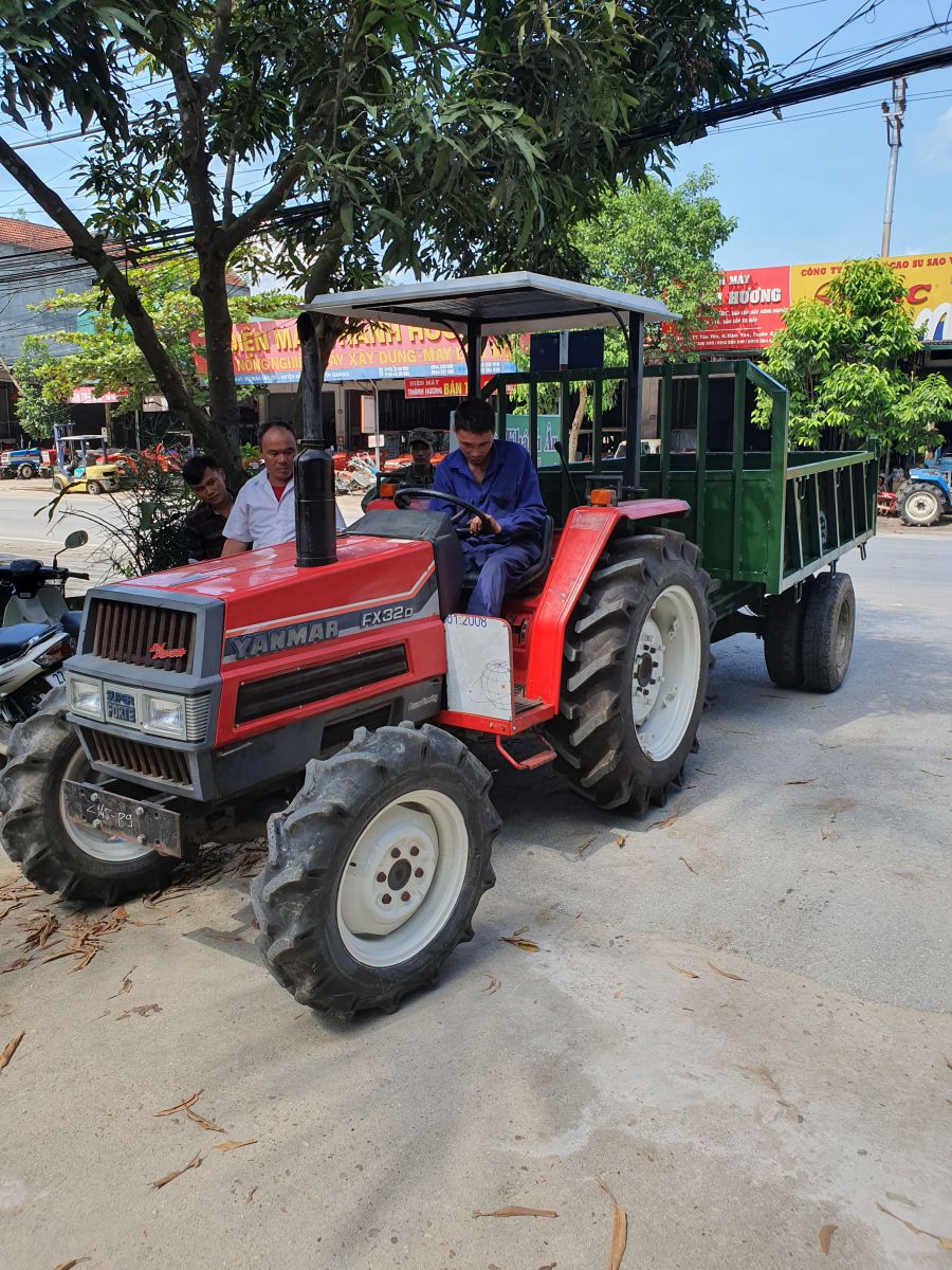 YANMAR FX 32 + thùng cầu sau