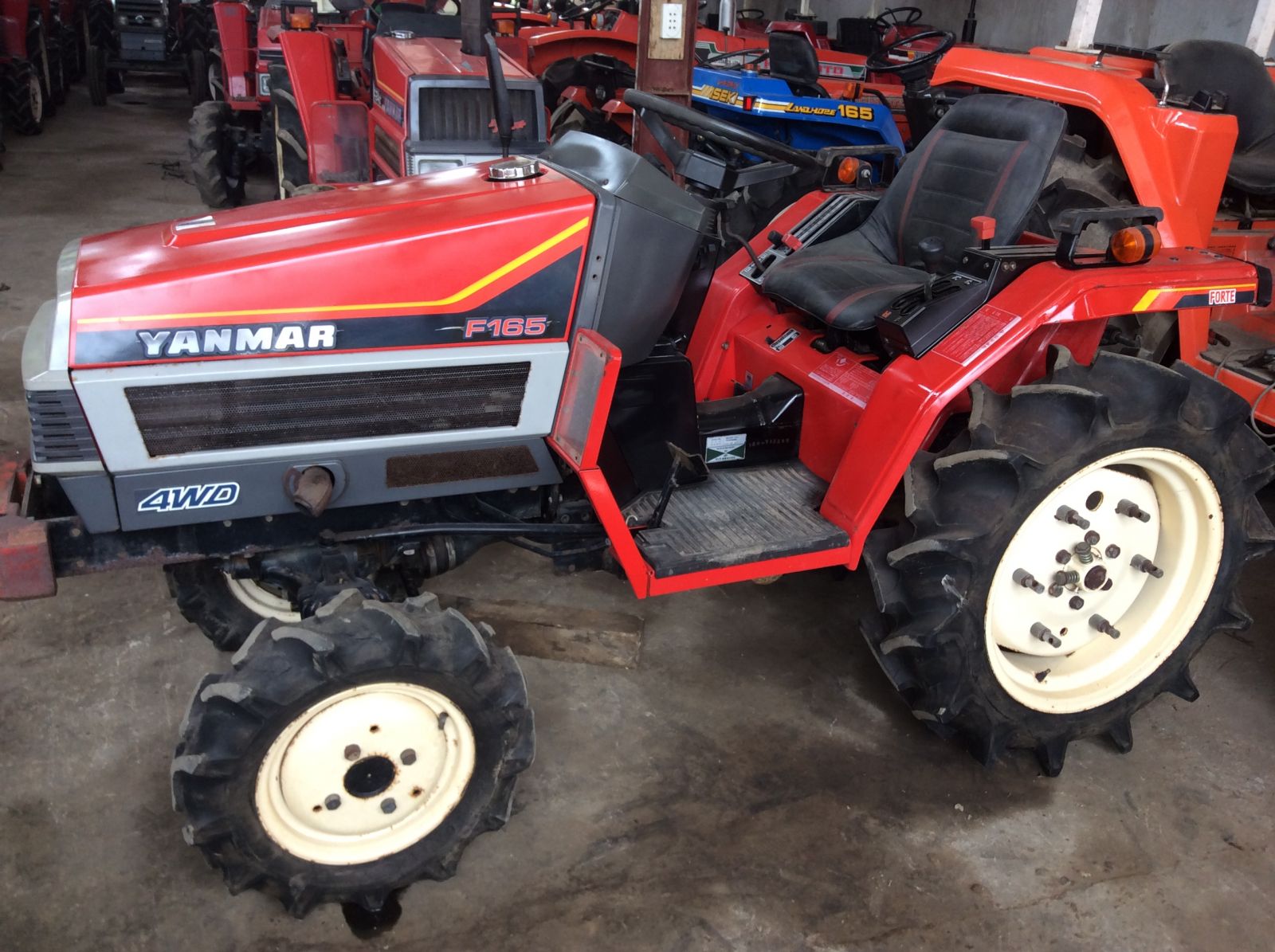 YANMAR F 165