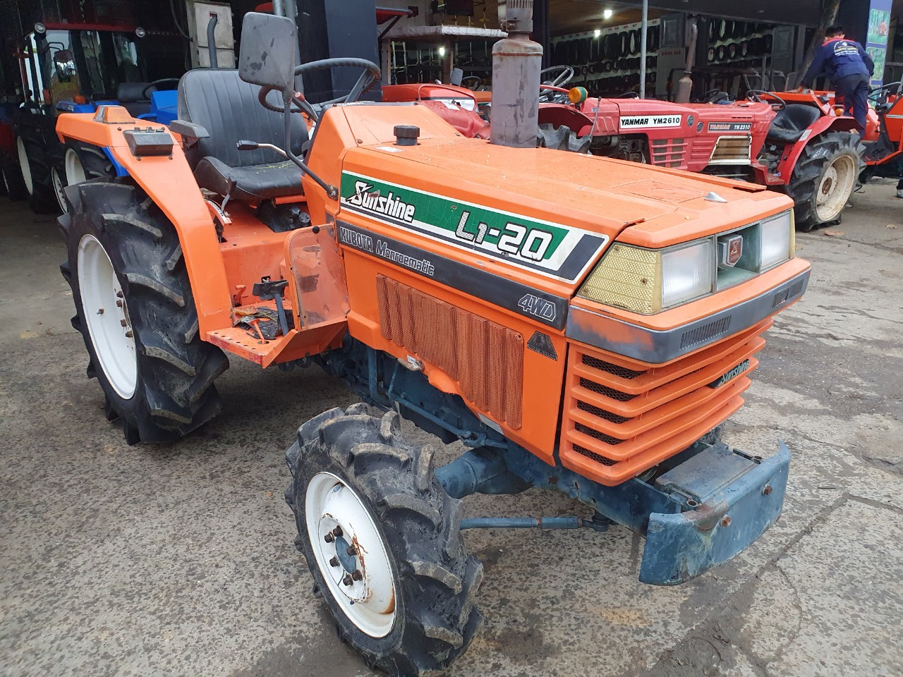 MÁY CÀY KUBOTA L1-20