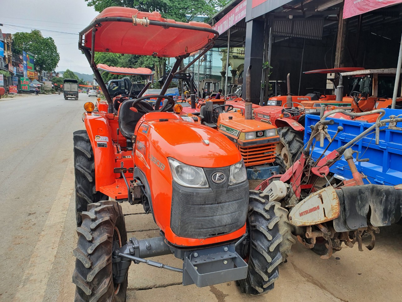 MÁY CÀY KUBOTA L3608