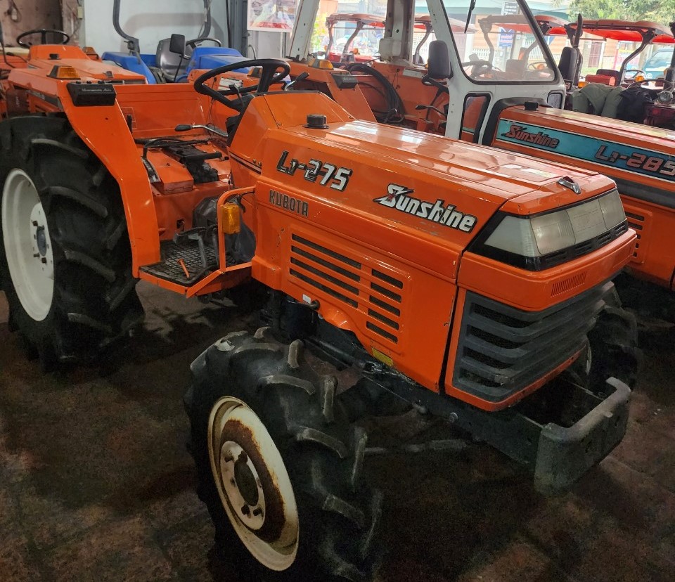 KUBOTA L1-275